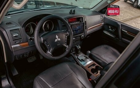 Mitsubishi Pajero IV, 2008 год, 1 495 000 рублей, 13 фотография