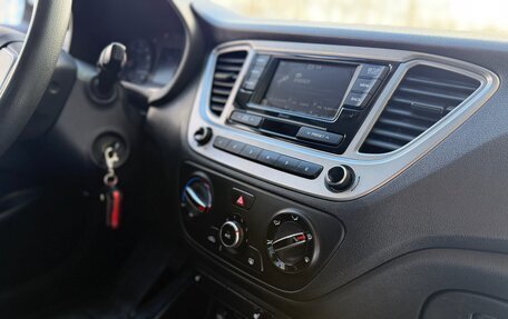 Hyundai Solaris II рестайлинг, 2021 год, 1 160 000 рублей, 14 фотография