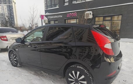 Hyundai Solaris II рестайлинг, 2015 год, 1 200 000 рублей, 13 фотография