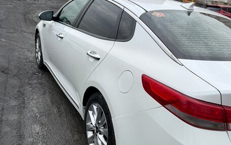 KIA Optima IV, 2017 год, 2 400 000 рублей, 9 фотография