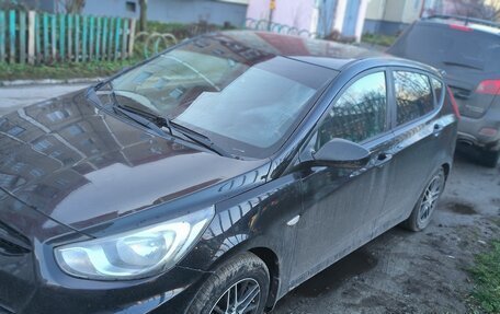 Hyundai Solaris II рестайлинг, 2011 год, 550 000 рублей, 8 фотография