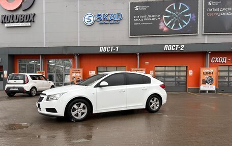 Chevrolet Cruze II, 2012 год, 639 000 рублей, 4 фотография