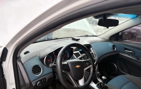 Chevrolet Cruze II, 2012 год, 639 000 рублей, 9 фотография