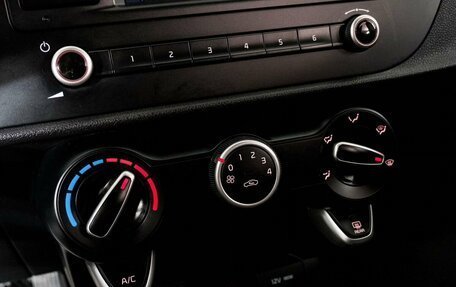 KIA Rio IV, 2020 год, 1 630 000 рублей, 12 фотография