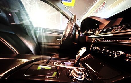 BMW 5 серия, 2013 год, 1 950 000 рублей, 9 фотография