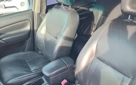 Toyota RAV4, 2003 год, 750 000 рублей, 6 фотография