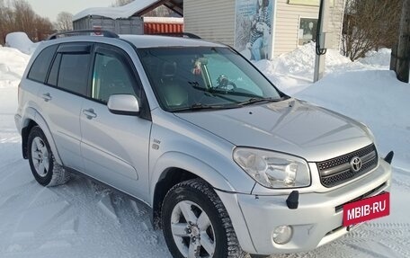 Toyota RAV4, 2003 год, 750 000 рублей, 3 фотография