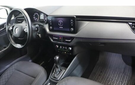 Skoda Rapid II, 2021 год, 1 671 000 рублей, 5 фотография