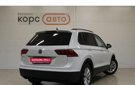 Volkswagen Tiguan II, 2020 год, 2 279 000 рублей, 3 фотография