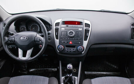 KIA cee'd I рестайлинг, 2011 год, 810 000 рублей, 13 фотография