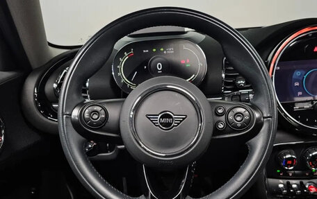 MINI Clubman, 2022 год, 1 680 000 рублей, 9 фотография