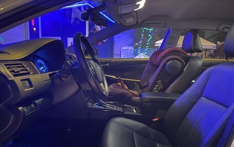 Toyota Camry, 2016 год, 2 200 000 рублей, 7 фотография