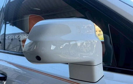 Rolls-Royce Cullinan, 2025 год, 70 000 000 рублей, 12 фотография