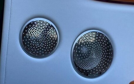 Rolls-Royce Cullinan, 2025 год, 70 000 000 рублей, 23 фотография