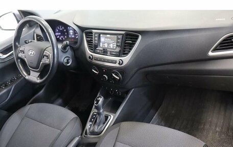 Hyundai Solaris II рестайлинг, 2018 год, 1 260 000 рублей, 5 фотография