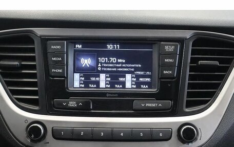 Hyundai Solaris II рестайлинг, 2018 год, 1 260 000 рублей, 12 фотография