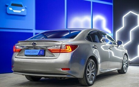 Lexus ES VII, 2017 год, 2 950 000 рублей, 20 фотография