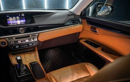 Lexus ES VII, 2017 год, 2 950 000 рублей, 30 фотография