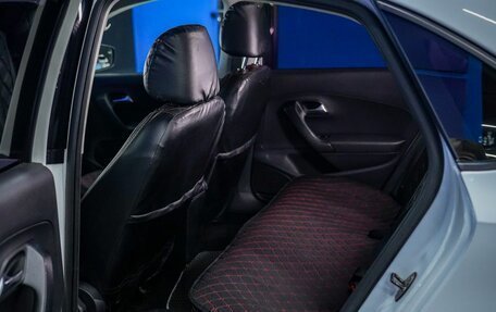 Volkswagen Polo VI (EU Market), 2019 год, 1 080 000 рублей, 13 фотография