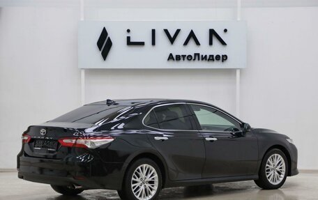 Toyota Camry, 2019 год, 2 325 000 рублей, 4 фотография