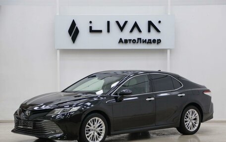 Toyota Camry, 2019 год, 2 325 000 рублей, 3 фотография