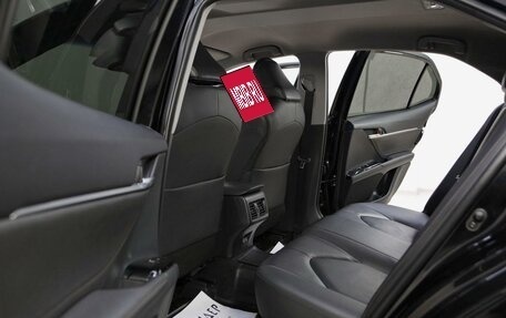 Toyota Camry, 2019 год, 2 325 000 рублей, 11 фотография