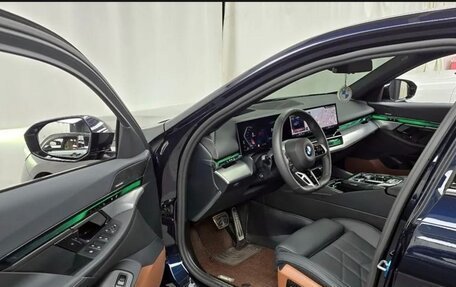 BMW 5 серия, 2025 год, 6 750 000 рублей, 4 фотография