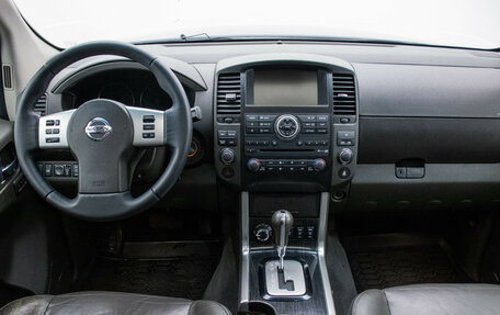 Nissan Pathfinder, 2010 год, 1 420 000 рублей, 14 фотография