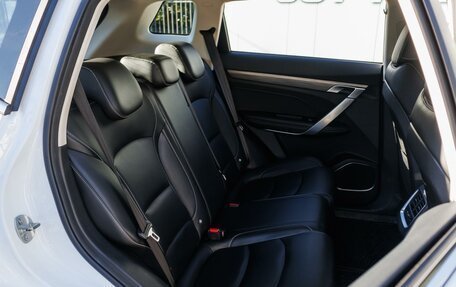 Geely Atlas, 2023 год, 1 830 000 рублей, 10 фотография