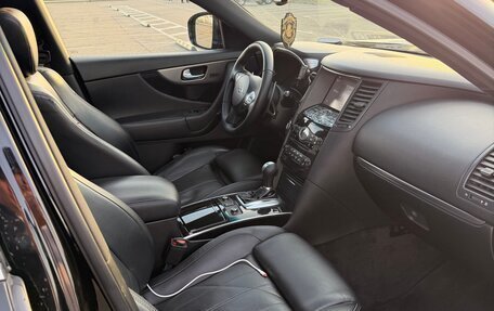 Infiniti QX70, 2014 год, 2 450 000 рублей, 9 фотография