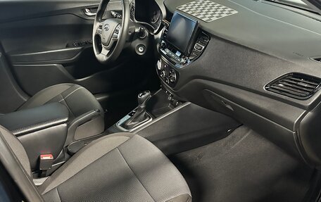 Hyundai Solaris II рестайлинг, 2021 год, 1 650 000 рублей, 12 фотография