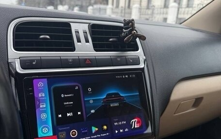 Volkswagen Polo VI (EU Market), 2015 год, 1 000 000 рублей, 17 фотография