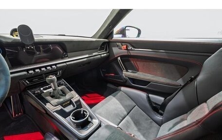 Porsche 911 GT3, 2025 год, 35 000 000 рублей, 18 фотография