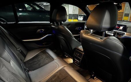 BMW 3 серия, 2020 год, 3 900 000 рублей, 18 фотография