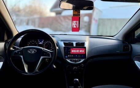 Hyundai Solaris II рестайлинг, 2011 год, 650 000 рублей, 8 фотография