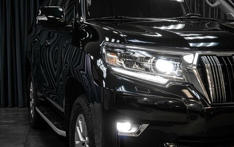 Toyota Land Cruiser Prado 150 рестайлинг 2, 2017 год, 5 950 000 рублей, 6 фотография