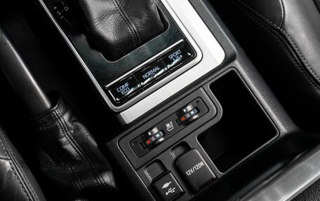 Toyota Land Cruiser Prado 150 рестайлинг 2, 2017 год, 5 950 000 рублей, 25 фотография