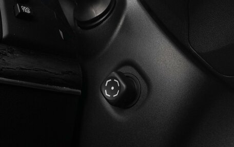 Toyota Land Cruiser Prado 150 рестайлинг 2, 2017 год, 5 950 000 рублей, 28 фотография