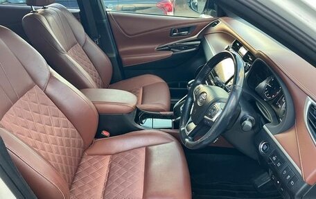 Toyota Harrier, 2020 год, 2 100 000 рублей, 9 фотография