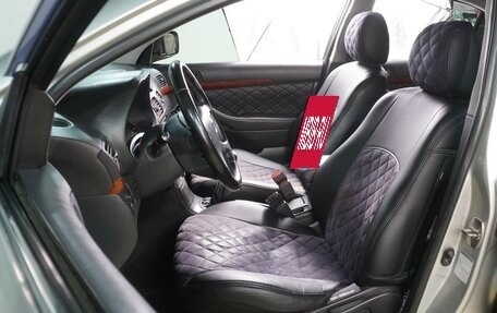 Toyota Avensis III рестайлинг, 2004 год, 560 000 рублей, 10 фотография