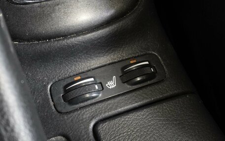 Toyota Avensis III рестайлинг, 2004 год, 560 000 рублей, 16 фотография