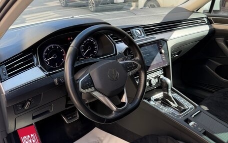 Volkswagen Passat B8 рестайлинг, 2018 год, 2 300 000 рублей, 10 фотография