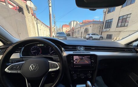 Volkswagen Passat B8 рестайлинг, 2018 год, 2 300 000 рублей, 21 фотография