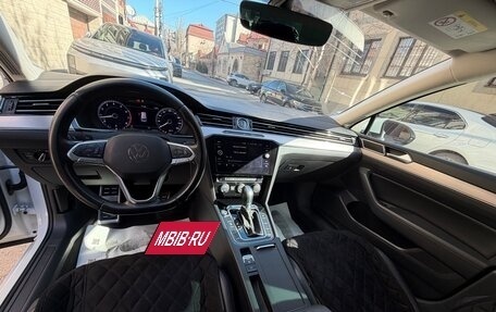 Volkswagen Passat B8 рестайлинг, 2018 год, 2 300 000 рублей, 11 фотография