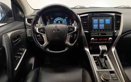 Mitsubishi Montero Sport, 2021 год, 3 995 000 рублей, 9 фотография