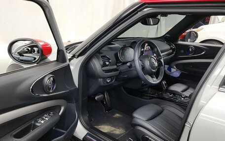 MINI Clubman, 2022 год, 1 720 000 рублей, 5 фотография