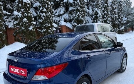 Hyundai Solaris II рестайлинг, 2011 год, 699 000 рублей, 14 фотография