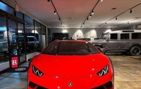 Lamborghini Huracán, 2024 год, 33 000 000 рублей, 5 фотография