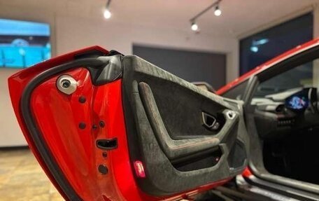 Lamborghini Huracán, 2024 год, 33 000 000 рублей, 14 фотография