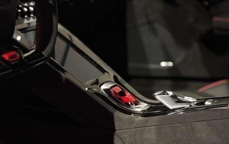 Lamborghini Huracán, 2024 год, 33 000 000 рублей, 20 фотография